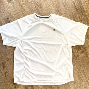 CHAMPION t-shirt